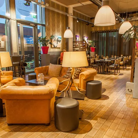Hotel Doubletree By Hilton - Ndsm Wharf