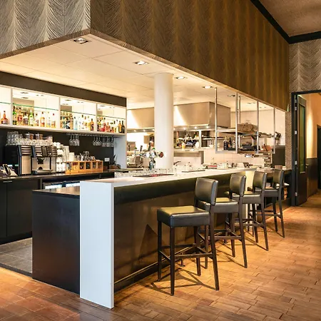 Doubletree By Hilton - Ndsm Wharf Hotel 4*