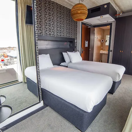 Doubletree By Hilton - Ndsm Wharf Ξενοδοχείο 4*