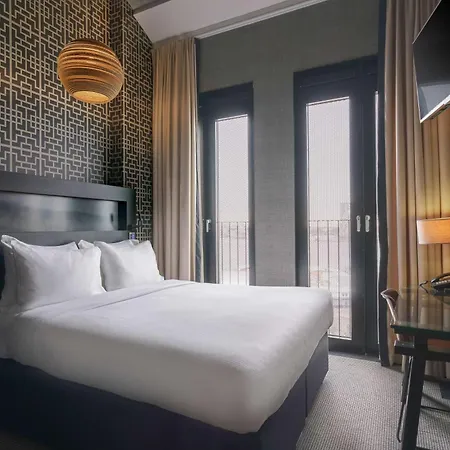 Ξενοδοχείο Doubletree By Hilton - Ndsm Wharf 4*