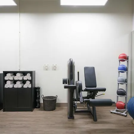 Doubletree By Hilton - Ndsm Wharf 4*