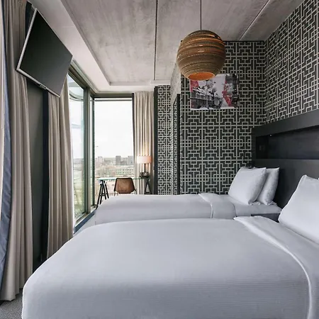 Doubletree By Hilton - Ndsm Wharf Ξενοδοχείο 4*
