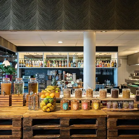Ξενοδοχείο Doubletree By Hilton - Ndsm Wharf