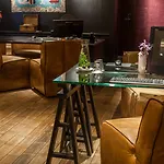 Doubletree By Hilton - Ndsm Wharf Hotel