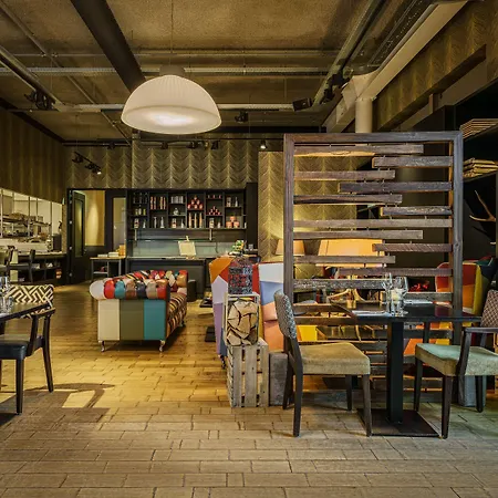 Doubletree By Hilton - Ndsm Wharf Hotel 4*